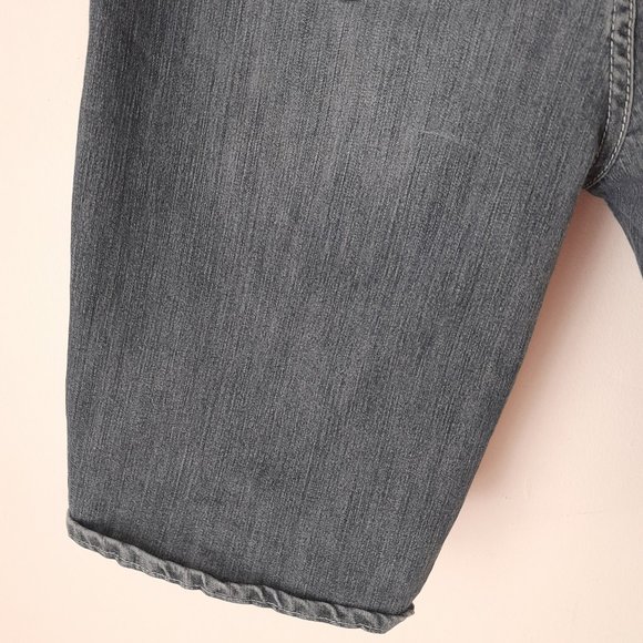 💥 EUC Torrid Denim Bermuda Shorts, Size 12 - Picture 8 of 9